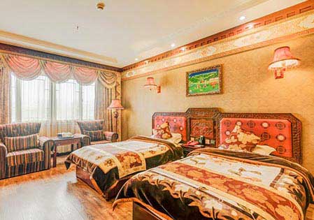Tibet group tour hotel room style